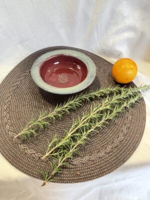 Winterberry Garlic Grater and Oil Dipping Bowl
